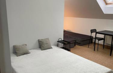 Noclegi w rynku - Foto 4