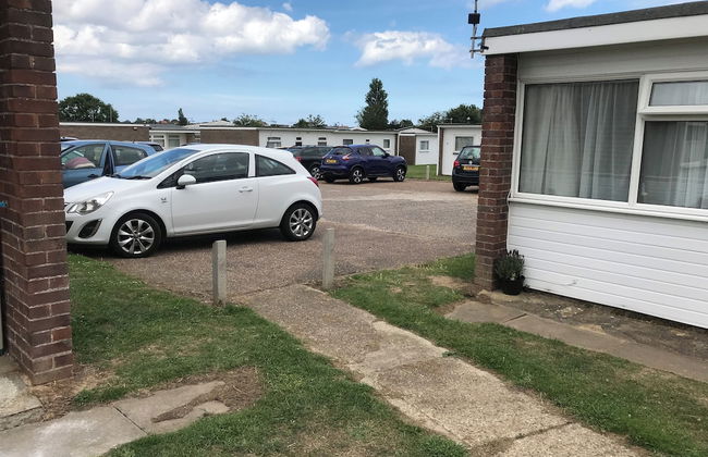 2-bed Seaside Retreat - Sleeps 4 & Parking - Foto 15