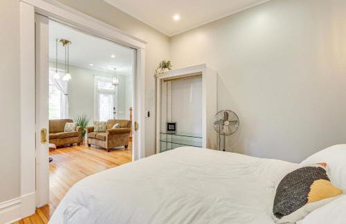 Walk Downtown Inviting Historic Home in Dubuque! - Foto 9