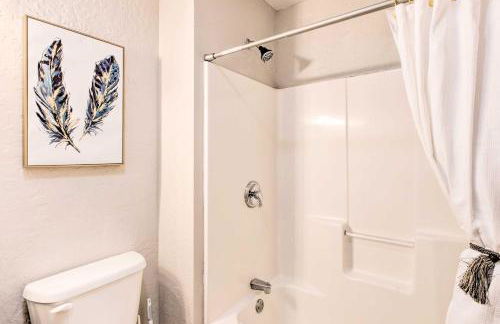 Red River Retreat Walk to Lifts, Mtn Views! - Foto 21