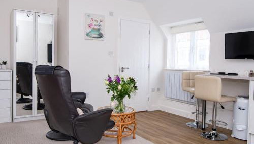 Meadow Wood Mews - Modern Studio Apartment with Parking, Pershore - Foto 5