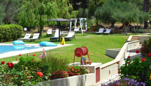 Simatos αpARTments & Studios - Photo 4, Garden