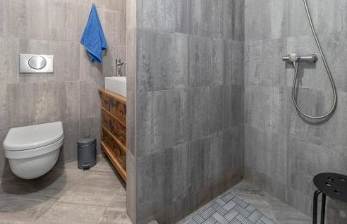 2 Bedroom Gorgeous Home In Frkasic - Photo 36