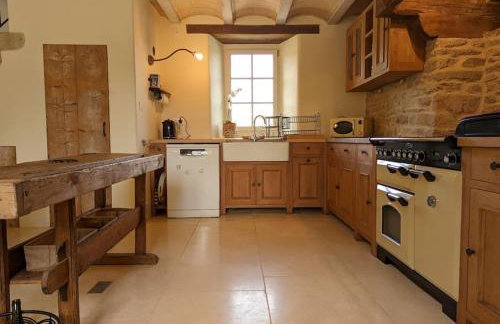 Maison typique bretonne avec toit de chaume - Foto 11