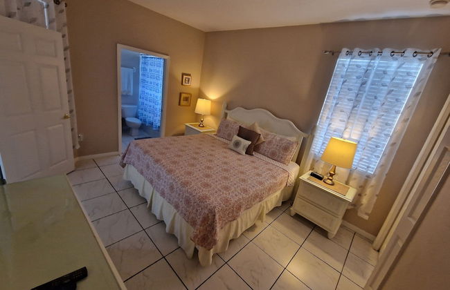 Beautiful 4 Bed Villa in Orlando Sleeping 10 - Foto 19