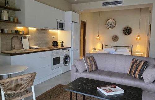 Cozy Romantic Studio with Pool & Sea View Rastoni - Foto 5