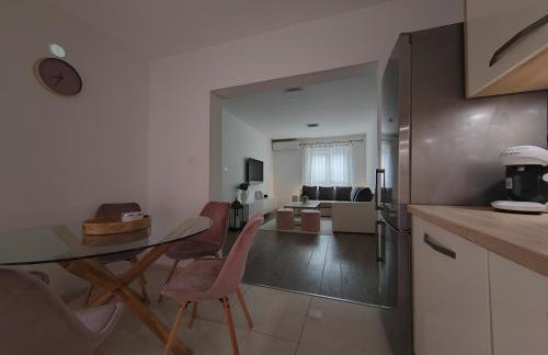 Apartments and pool Luminous - Photo 26