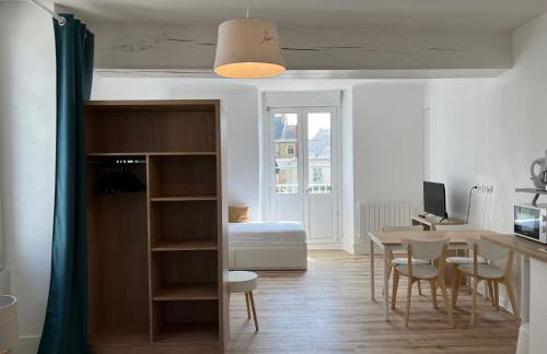 Appart'hôtel La Suze sur Sarthe - Photo 1