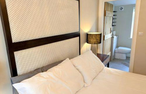 2 Bed 2 Ensuite Modern House With Parking - Foto 3