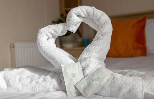 Greendale Splash Escape - No Commercial Sign written Vehicles,Fishing Nearby & Communal Swimming Pool Open April to September - Foto 2