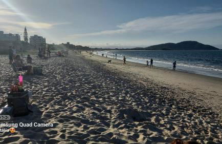 Aptos Enseada Prox Praia - Foto 6