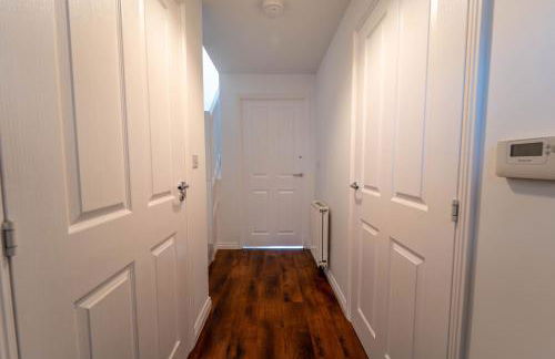 Modern Luxury 2 Bed Didcot Home with Free Parking - Foto 10