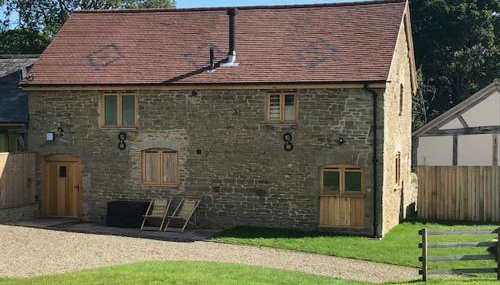 The Stone Barn - Photo 2