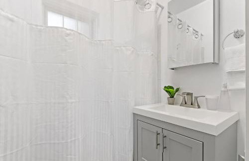 1BR Tranquil & Airy Apartment in Lincoln Square - Campbell rep - Foto 9