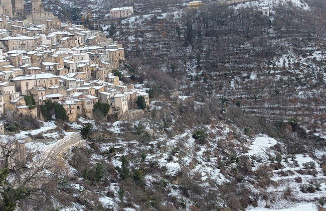 Charming Mountain Retreat in Pacentro, Italy - Photo 13