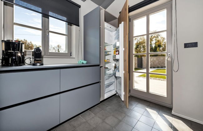 Villa Renata With Sauna Private Pool Jacuzzi - Photo 13