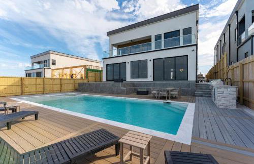 Waterfront Home with Pool Spacious Bay , Sleeps 16 - Foto 2