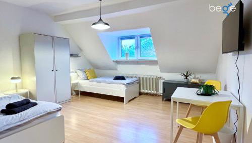 BEGE APARTMENTS WorkLodge - Photo 3, wardrobe