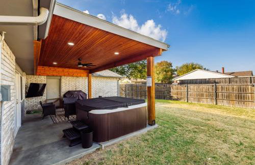 Red Door Hideaway 3BD Hot Tub Foosball - Foto 33