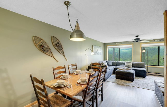 Valley Escape - Photo 3