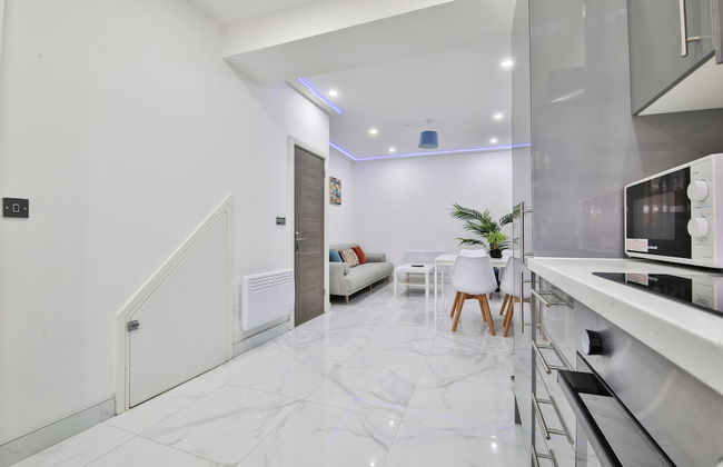 Modern 2 Bed House - Sleeps 4 - Foto 30