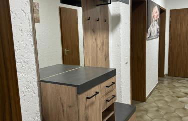 Laras voll ausgestattete Gartenwohnung mit WLAN und TV - Foto 27