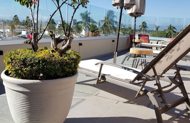 Beautiful Condo With Pool and Close to the Beach - Foto 17