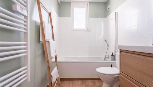 Le Jean Moulin T2 air-conditioned private parking balcony - Foto 4