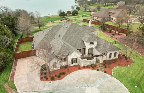 Lakefront Mansion with Pool and Cinema - Foto 2