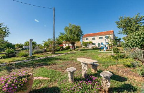 Gorgeous Home In Gornje Ceranje - Foto 24