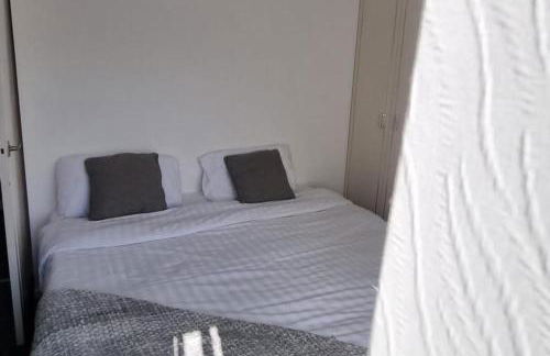 Doncaster-House-Sleeps8-Parking-Garden - Foto 20