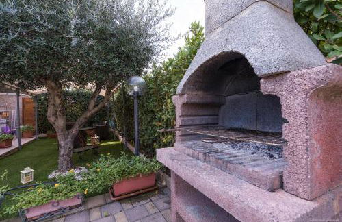 YCH-Villa ANGELINA IN PUGLIA A POCHI PASSI DAL MARE - Foto 3