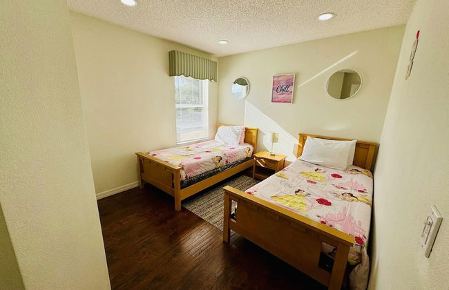 7/6.5 Beautiful Vacation Home With Private Pool, and Much More!! - Foto 31