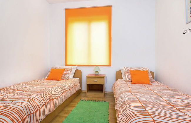 Inviting Apartment in Vinkuran near Sea - Foto 2