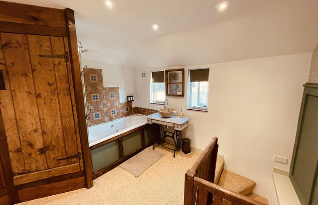 Charming Cottage Sleeps 4 With Sauna - Foto 9