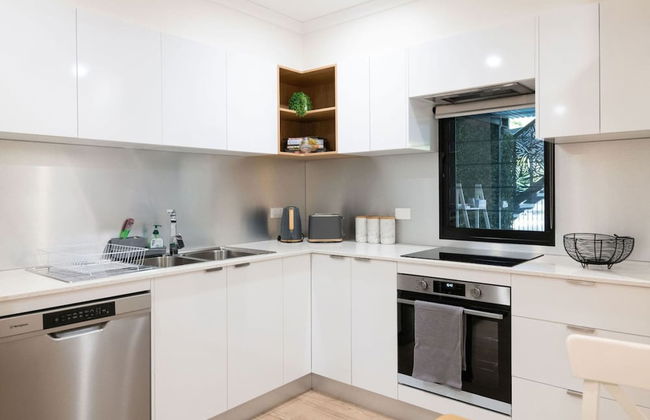 Rosewood Rustic Refuge Pool Outdoor Dining Backyard - Foto 76