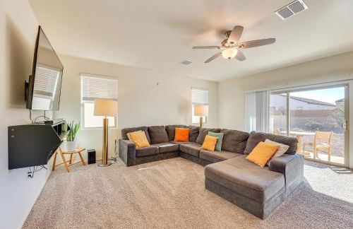 Family-Friendly Home with Playroom in San Tan Valley - Foto 5