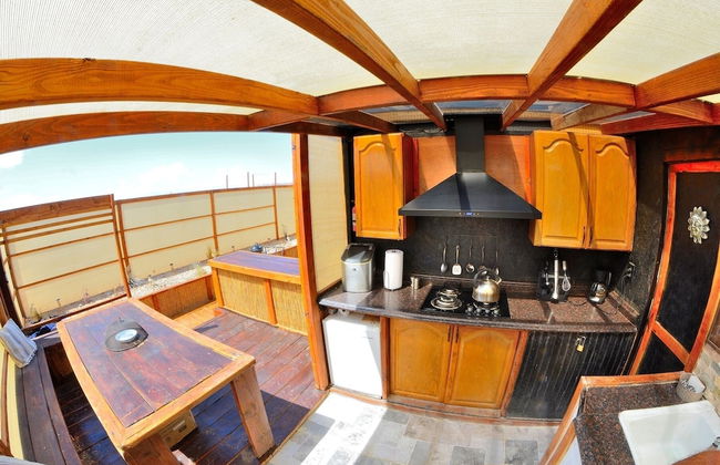 Unique off Grid Desert Retreat, California, USA - Photo 9