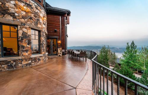 8 Bedroom Deer Valley Masterpiece with endless views. Theater hot tub game room ski-inout - Photo 47