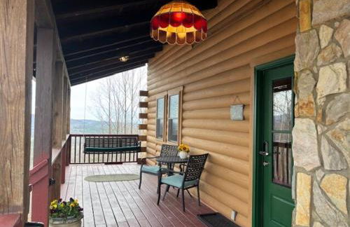 Charming Cabin with Incredible Mountain Views - Foto 36