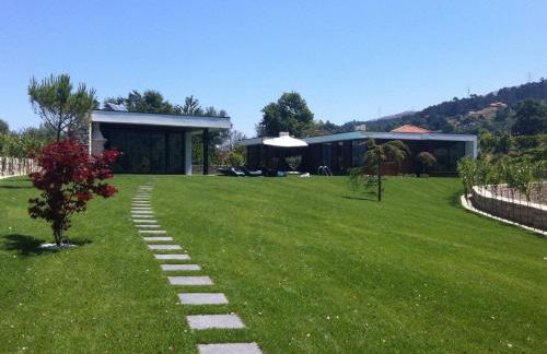 Elegant Villa Near Vieira do Minho with Pool - Foto 24