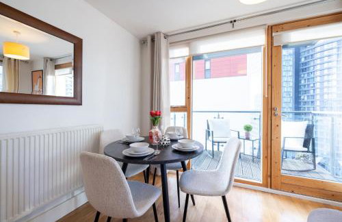 Cosy, modern high rise with views! 2 bedroom - Foto 25