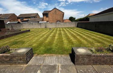 Maesllan - A Spacious Holiday Home in Porthcawl - 5 bedrooms, sleeps up to 10 people - Foto 51