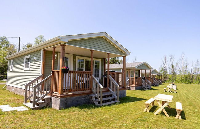 Fiddlers Green Country Cottages - Photo 20