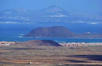 Luxury Apartment - Photo 22