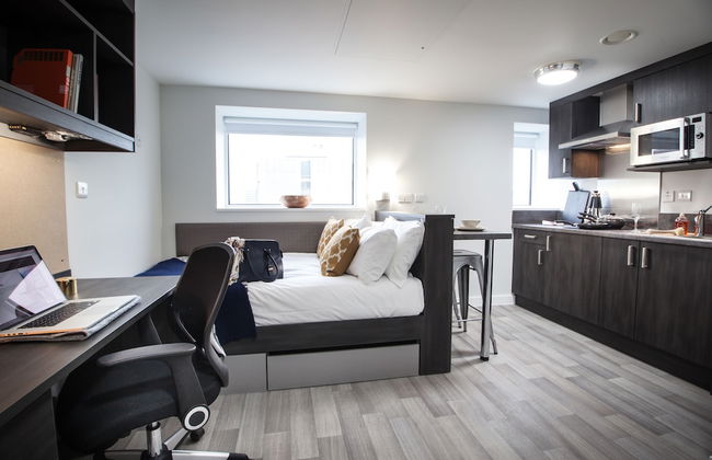 Plummer House - Photo 14