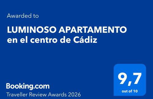 LUMINOSO APARTAMENTO en el centro de Cádiz - Foto 3