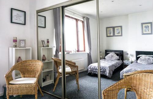 Silver Tides House - Photo 3