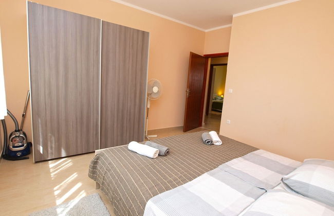 Apartment 1386 - Photo 6