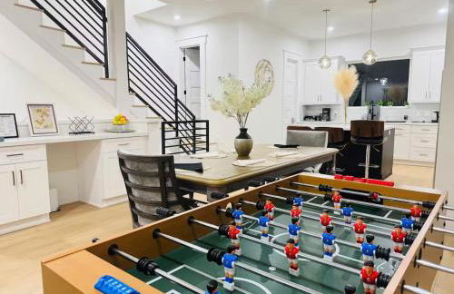 3Bdr 6Beds in Ellegant Home with Rooftop Lounge and SkylineView - Foto 1